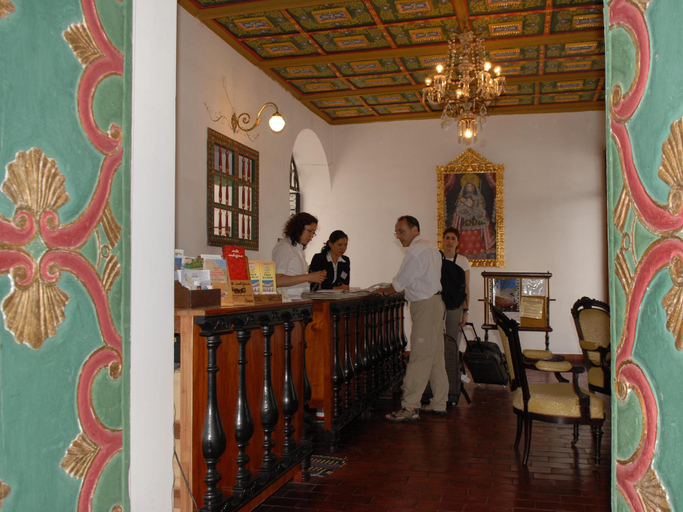 Public Area 2, Hotel de Su Merced, Oropeza