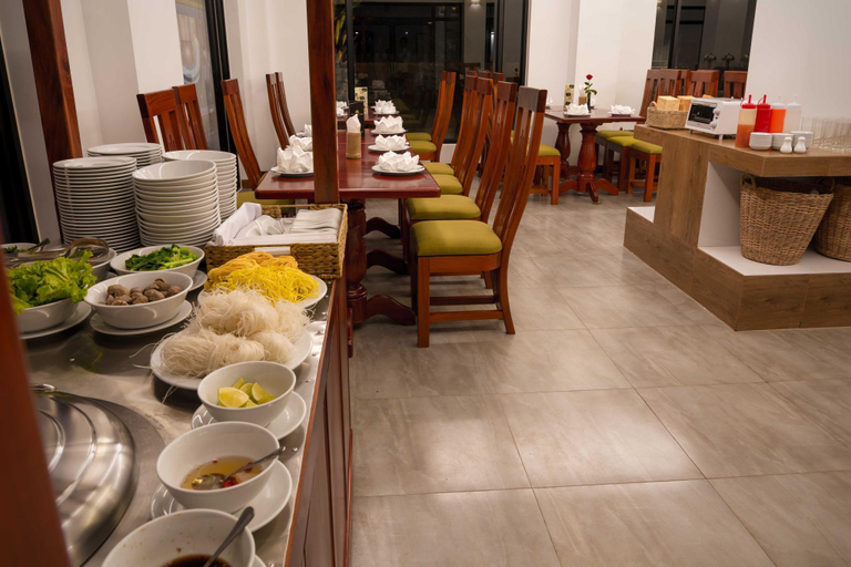 Food & Drinks 5, The Palm Hotel, Sihanoukville