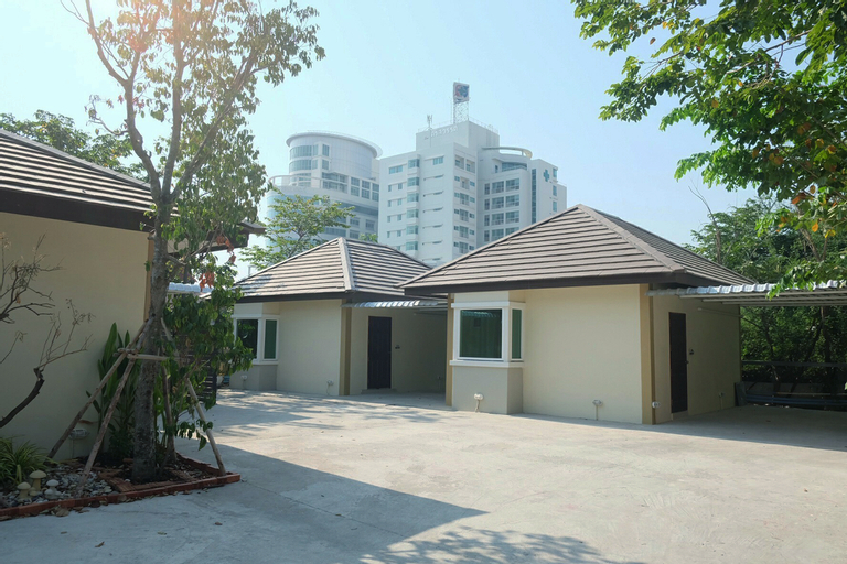 Exterior & Views 4, Rak Kun Resort 2, Muang Nakhon Sawan