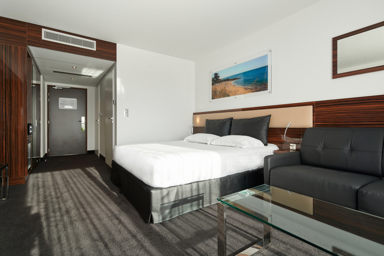 Bedroom 14