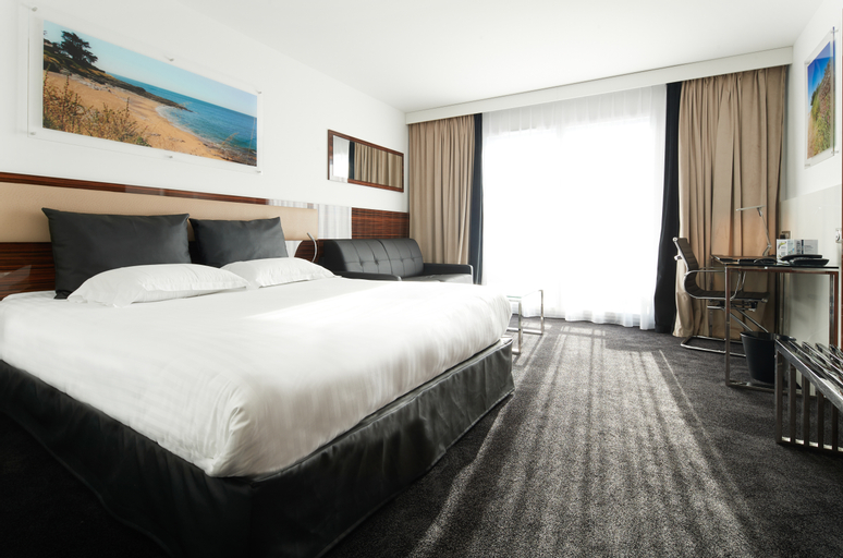 Bedroom 8