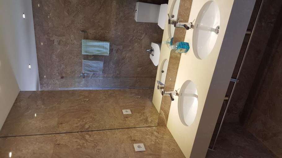 Others 3, Villa Margarida,heatable pool,Jacuzzi, near beach!, Albufeira