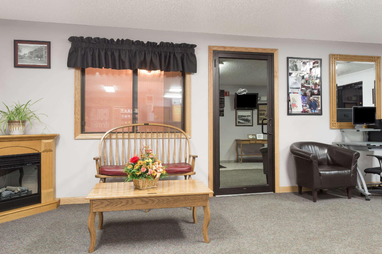 Public Area, Super 8 by Wyndham Gallipolis Pt Pleasant Area, Gallia