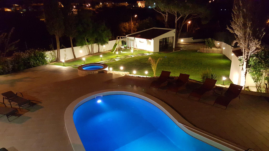 Others 2, Villa Margarida,heatable pool,Jacuzzi, near beach!, Albufeira