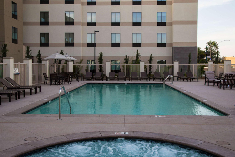 Sport & Beauty 5, Hampton Inn & Suites By Hilton Murrieta Temecula, Riverside