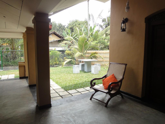 Others 4, Hewittes Cottage, Weligama