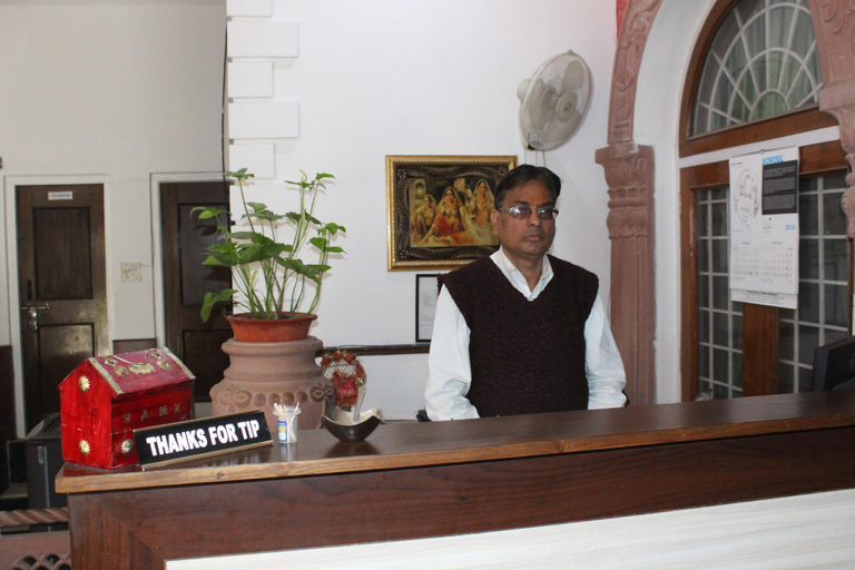 Public Area 3, Kunjpur Guest House, Kaushambi