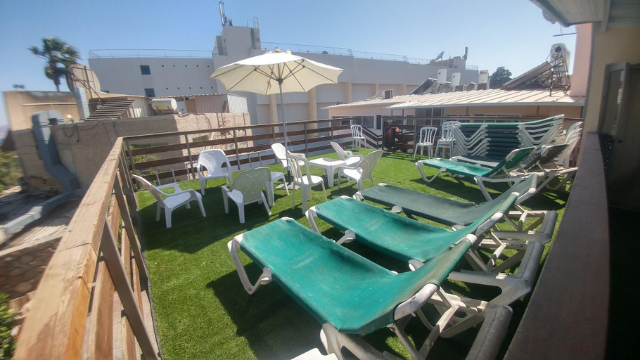 Others 5, Arava Hostel