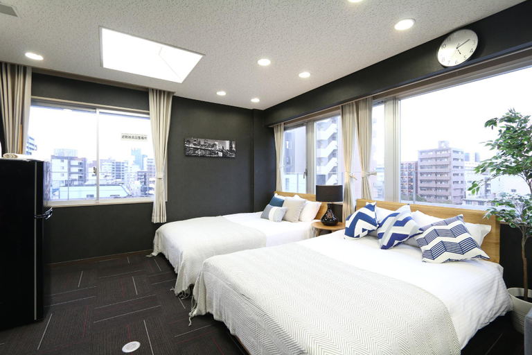 Bedroom 1, NM71 Liz Osaka Castle, Osaka