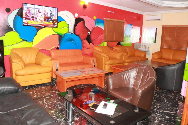 Others 3, Resdon Hotel and Suites, Obio/Akp