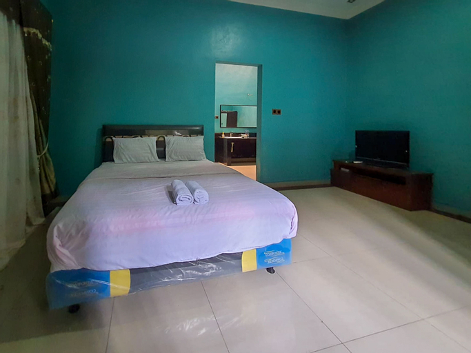 Bedroom 2, Pakde air cafe and homestay Grabag Magelang RedPartner, Magelang