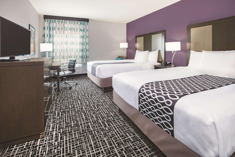 Bedroom, La Quinta Inn Suites Dallas Plano The Colony, Denton