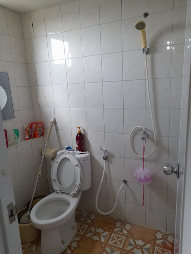 Bathroom, Apartemen Park View Pesanggrahan Studio Full Furnished Syariah, South Jakarta