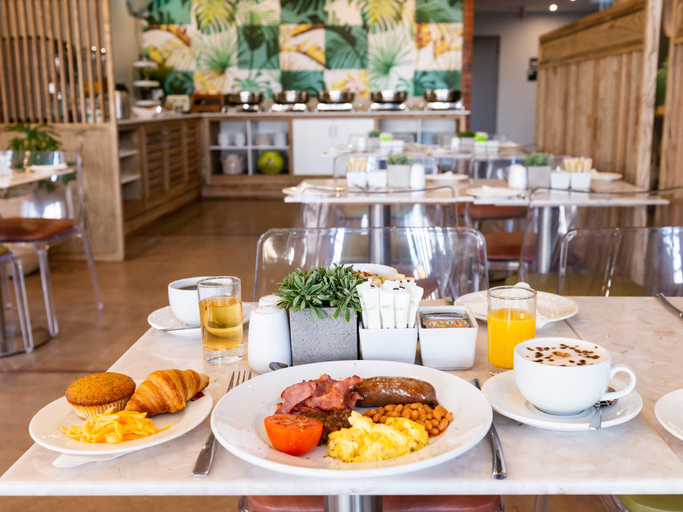 Food & Drinks 5, aha Kathu Hotel, John Taolo Gaetsewe