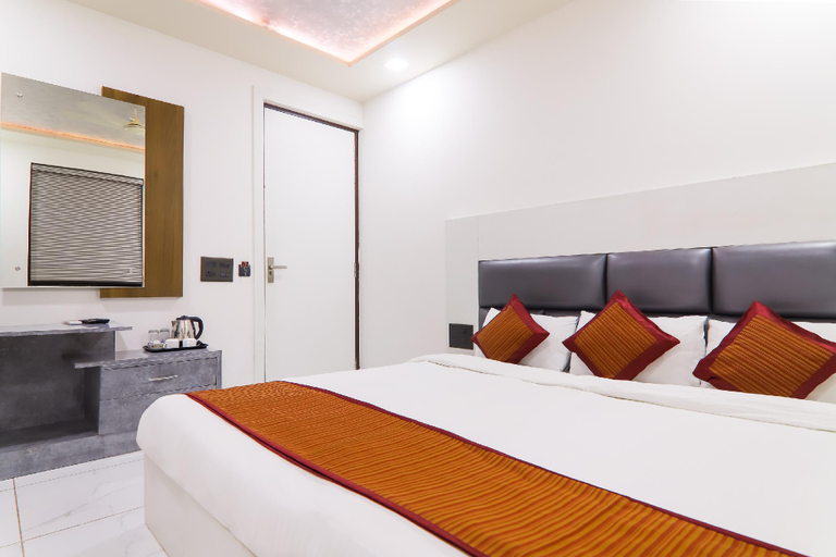 Bedroom 2, Hotel Grand Sparrow Inn, Agra