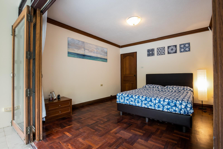 Bedroom 3, 4BRs, Entire Fl,City Centre,2 Mins to BTS Sanampao, Phaya Thai