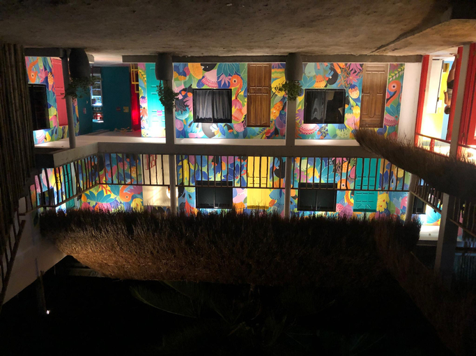 Public Area, Way Shack Hostel, Oslob