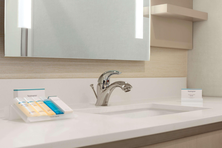 Bathroom 17