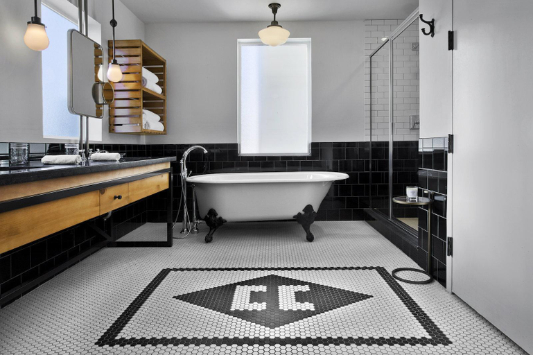 Bathroom 4, Cavalry Court, by Valencia Hotel Group, Brazos