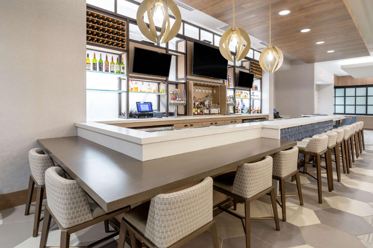 Food & Drinks 5, Hilton Garden Inn Albuquerque Downtown, Bernalillo