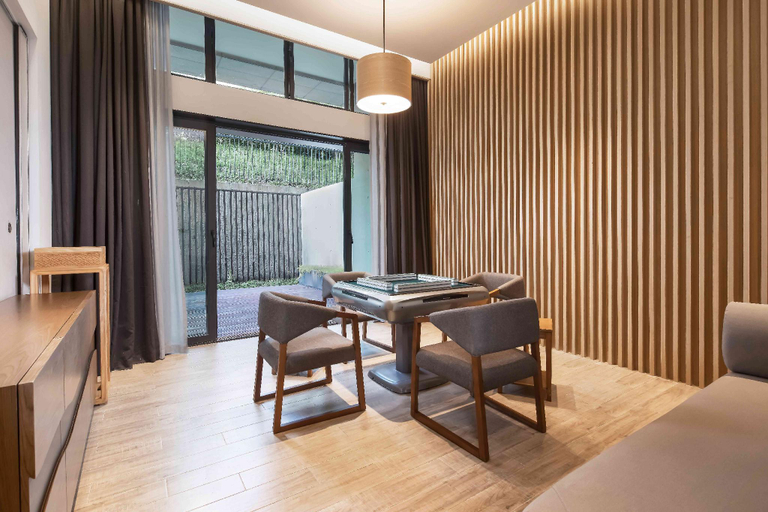 Others 5, Melia Chongqing, Chongqing