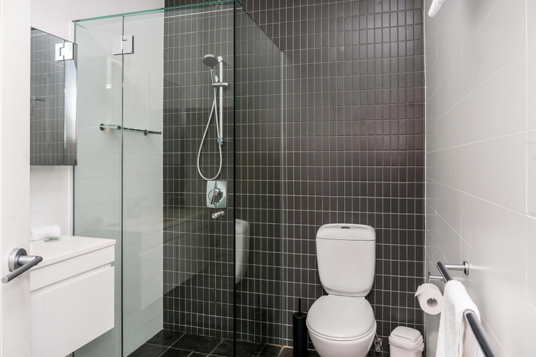 Bathroom, A PERFECT STAY –Quiksilver Apartments, Byron