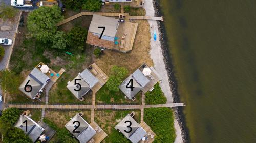 Bungalow 7 - 2BR, Waterfront, Suffolk