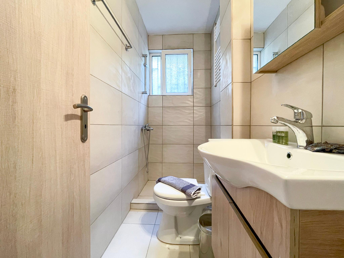 3, Cozy and Modern 67m² Apt in Neos Kosmos, Attica