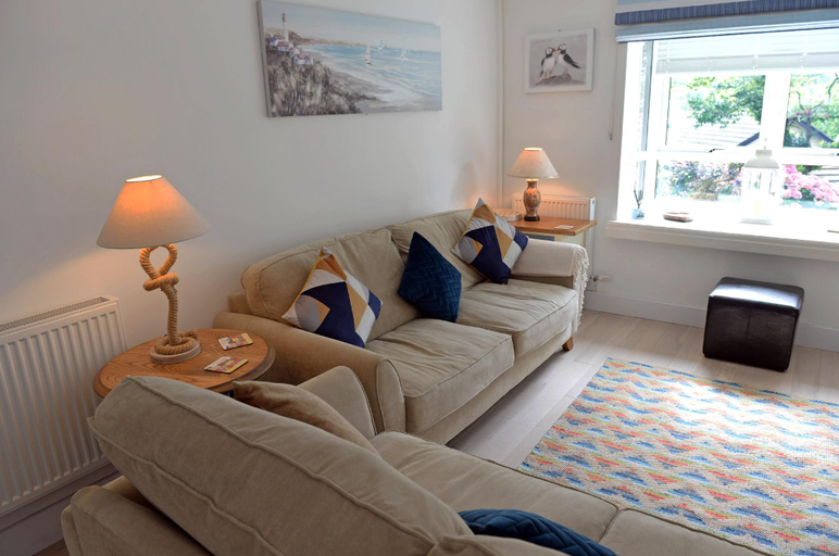Others 5, Valley Retreat - Peaceful Cottage, Walk to Beach, Pembrokeshire