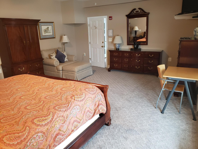 Bedroom 3, Blue Heron Inn - A Bed and Breakfast LLC, Calvert