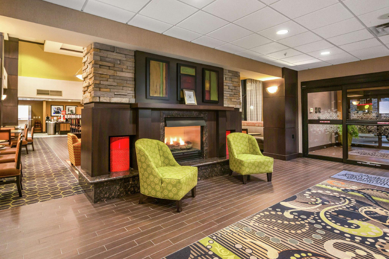 Public Area 2, Hampton Inn & Suites Tulsa/Catoosa, Rogers