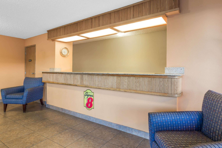 Public Area 3, Super 8 by Wyndham LaGrande, Union