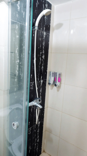 Bathroom 5, Apt Tanglin 2BR Griya Gailen 1 Atas Pakuwon Mall, Surabaya