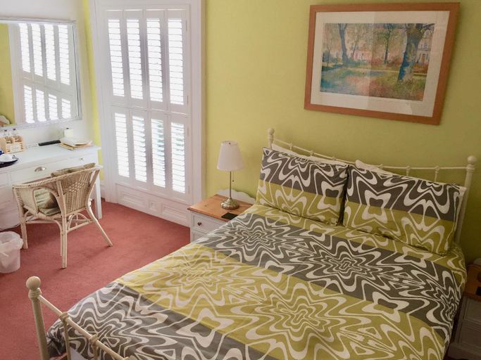 Bedroom 2, Derrin Guest House, Mid and East Antrim