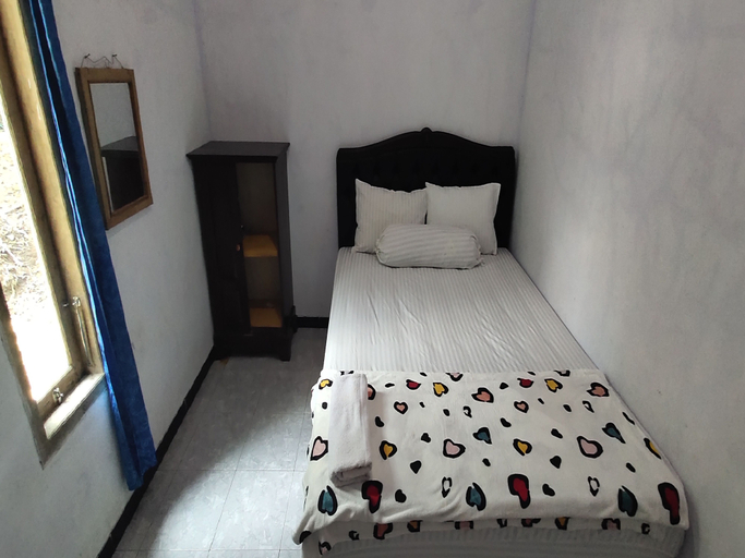 Bedroom 2, Jambu Merah Homestay, Banyuwangi