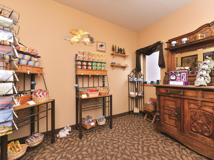 Food & Drinks 4, Sandpoint Hotel & Suites Downtown, Bonner