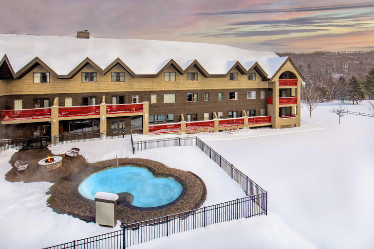 Exterior & Views 1, Killington Mountain Lodge, Tapestry Collection by Hilton, Rutland