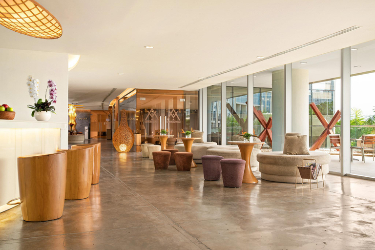 Public Area, Crescent Residence 1, District 7