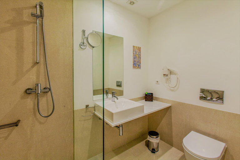 Bathroom 4, Casas do Porto - Ribeira Apartments, Porto