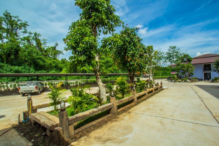Others 5, Maladee Hotel, Muang Uttaradit