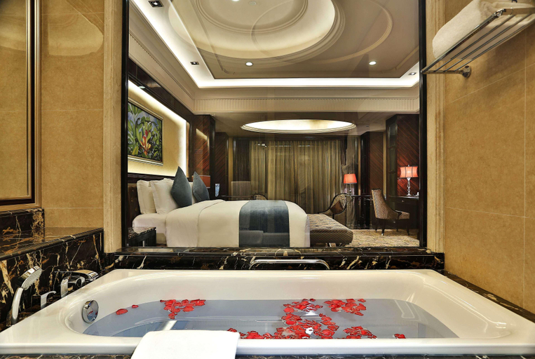 Bathroom 5, Howard Johnson Agile Plaza Chengdu, Chengdu