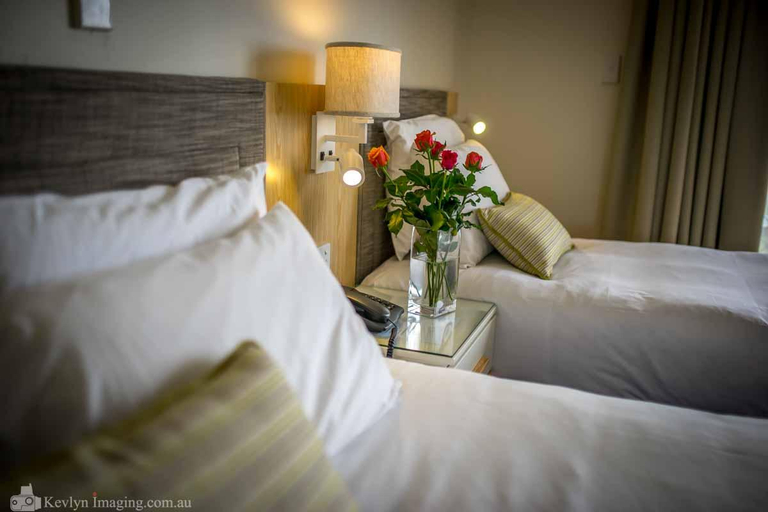 Others 5, Eagle Heights Hotel, Tamborine Mountain