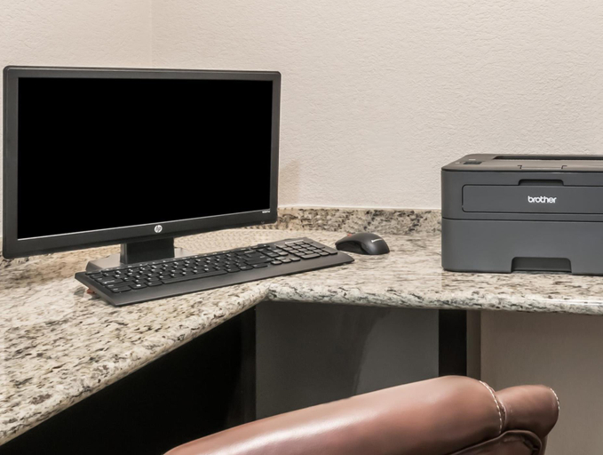 Public Area 2, Days Inn & Suites by Wyndham Dallas, Dallas