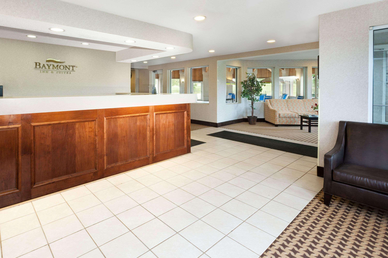 Public Area 2, Baymont by Wyndham Howell/Brighton, Livingston