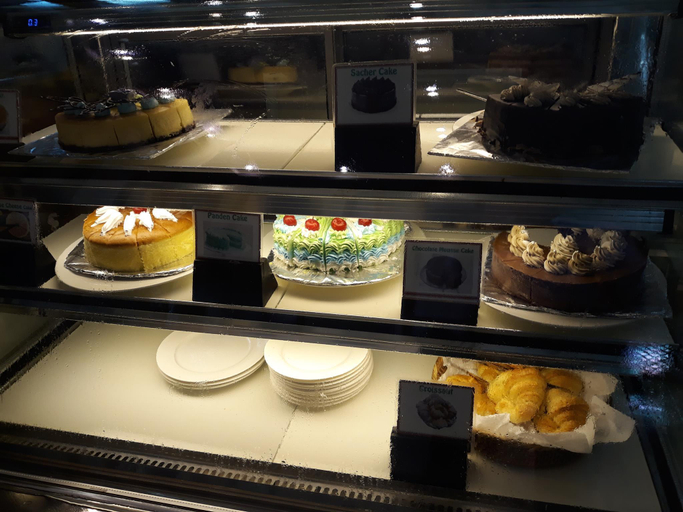 Food & Drinks 5, The Hotel Grand ACE, Yamethin