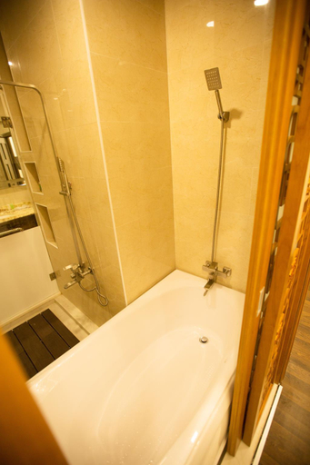 Bathroom 3, Anh Nguyet Hotel, Cà Mau