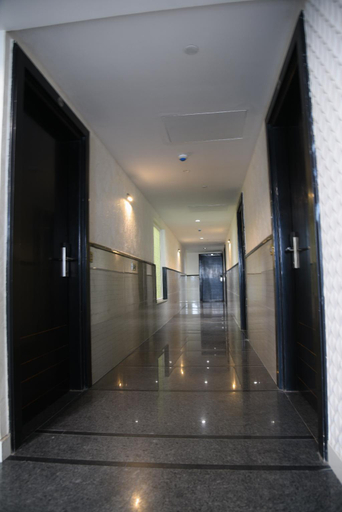 Public Area 2, Hotel Broadway, Jaipur