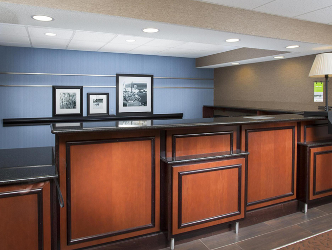 Public Area, Hampton Inn St. Joseph, Buchanan