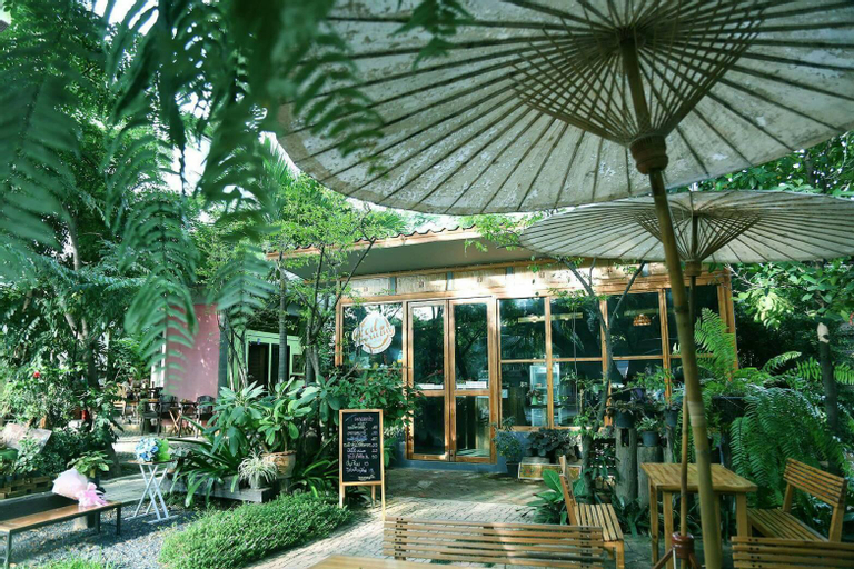 Others 5, Prasertsri Place, Muang Lampang