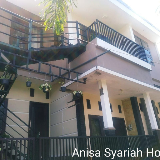 Exterior & Views 1, Villa Anisa Syariah (tutup sementara), Malang